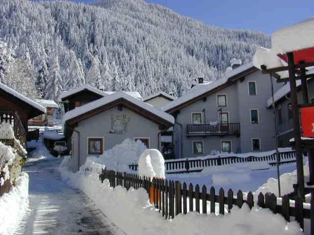 Hotel Meublè Lo Miete Viei Champoluc Exterior foto